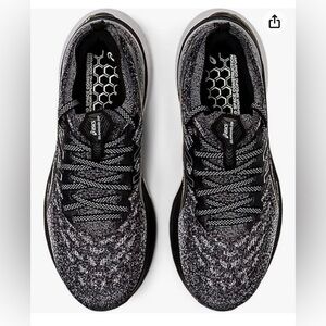 ASICS Women’s Gel-Kayano 29